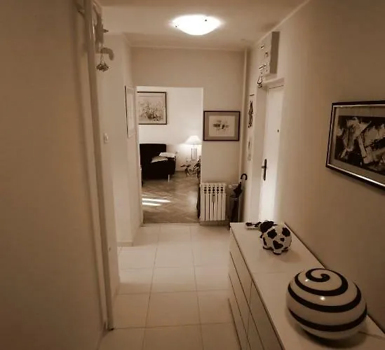 View Апартаменты *