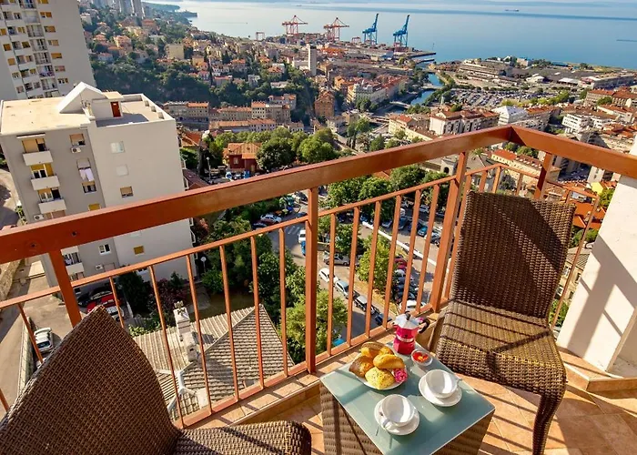 Апартаменты View *